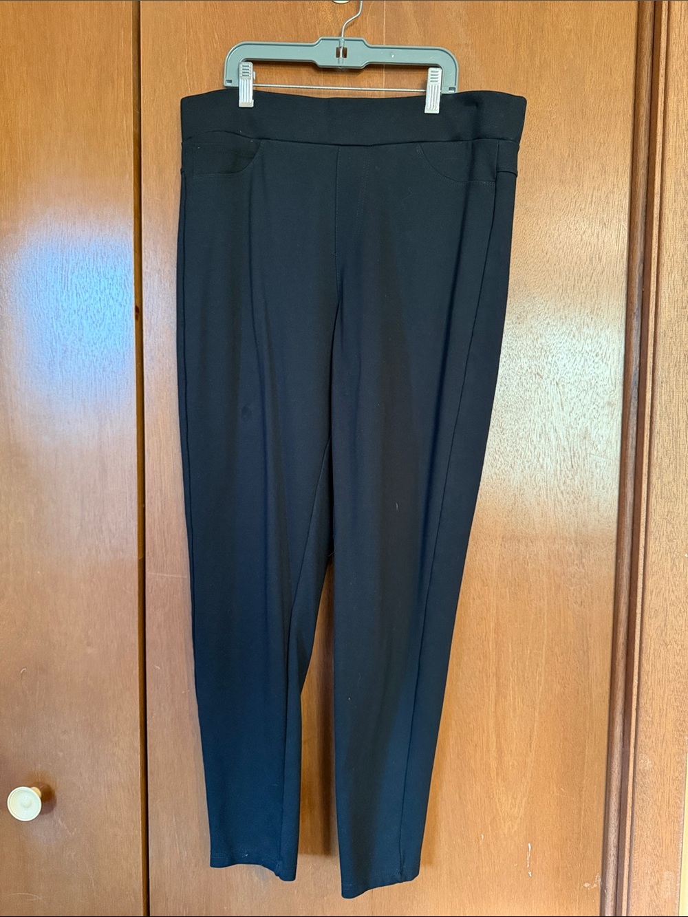 Kay Unger Black Ponte Slim Leg Pants